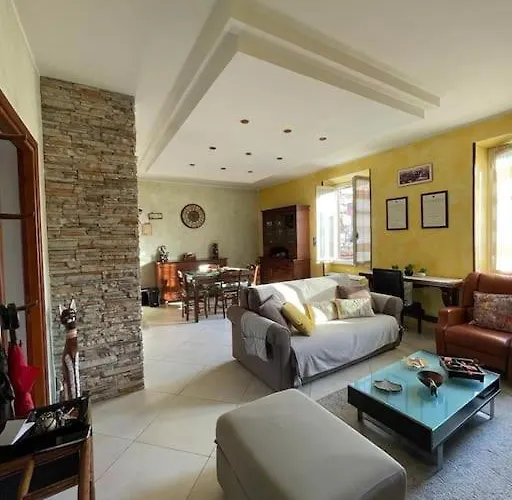 Battistini 66 Apartment, Near Vatican * Rome