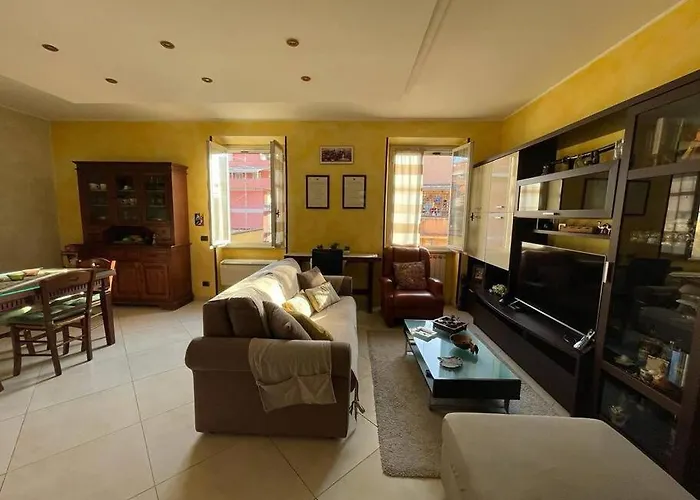 Battistini 66 Apartment, Near Vatican *